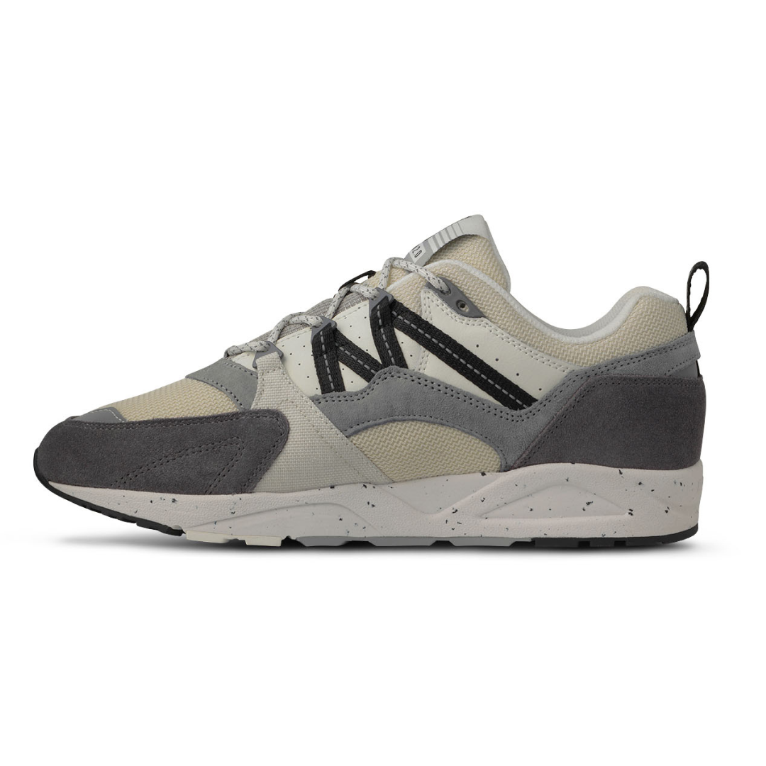 Fusion 2.0 Limestone / Jet Black