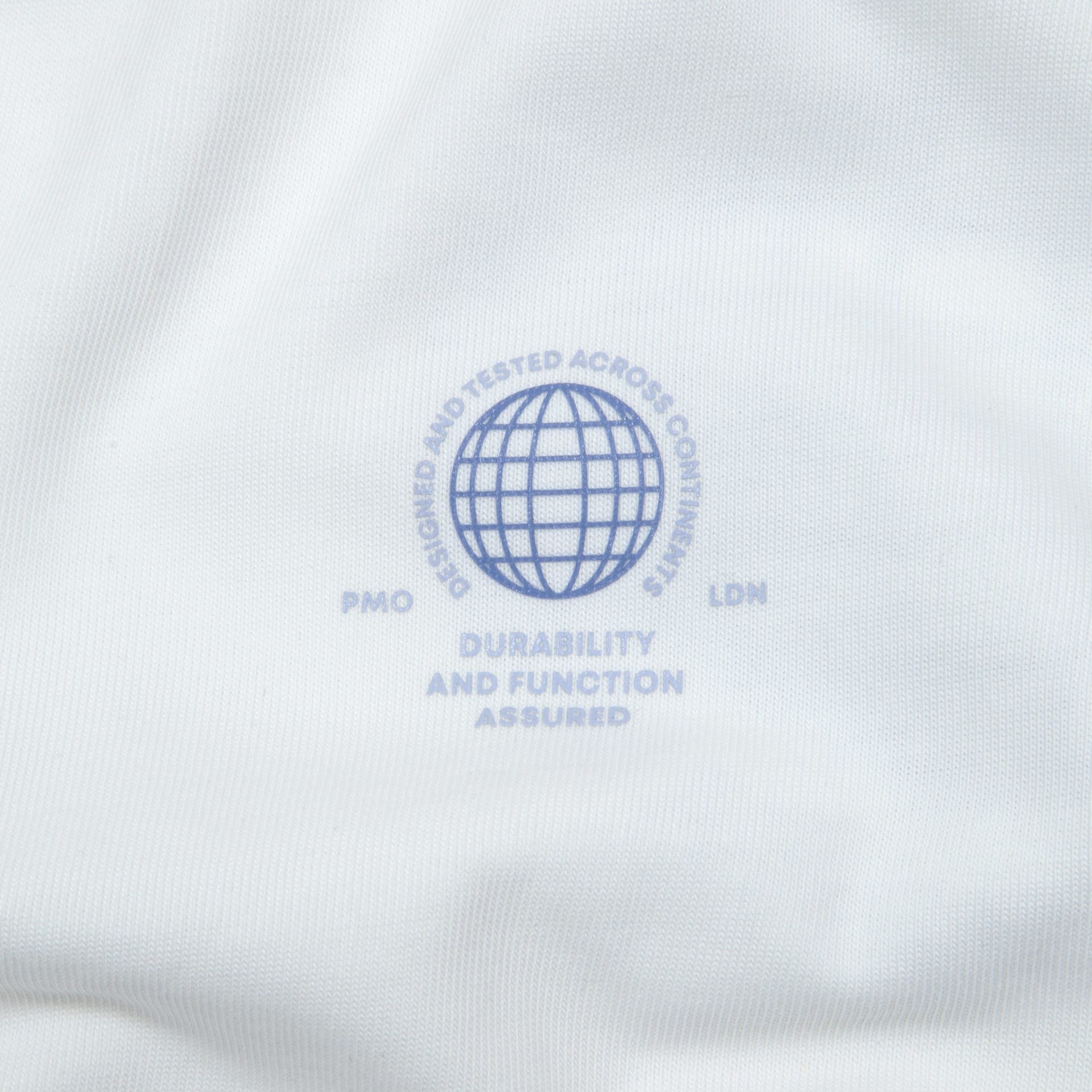 GLOBE SHORT SLEEVE TEE - WHITE