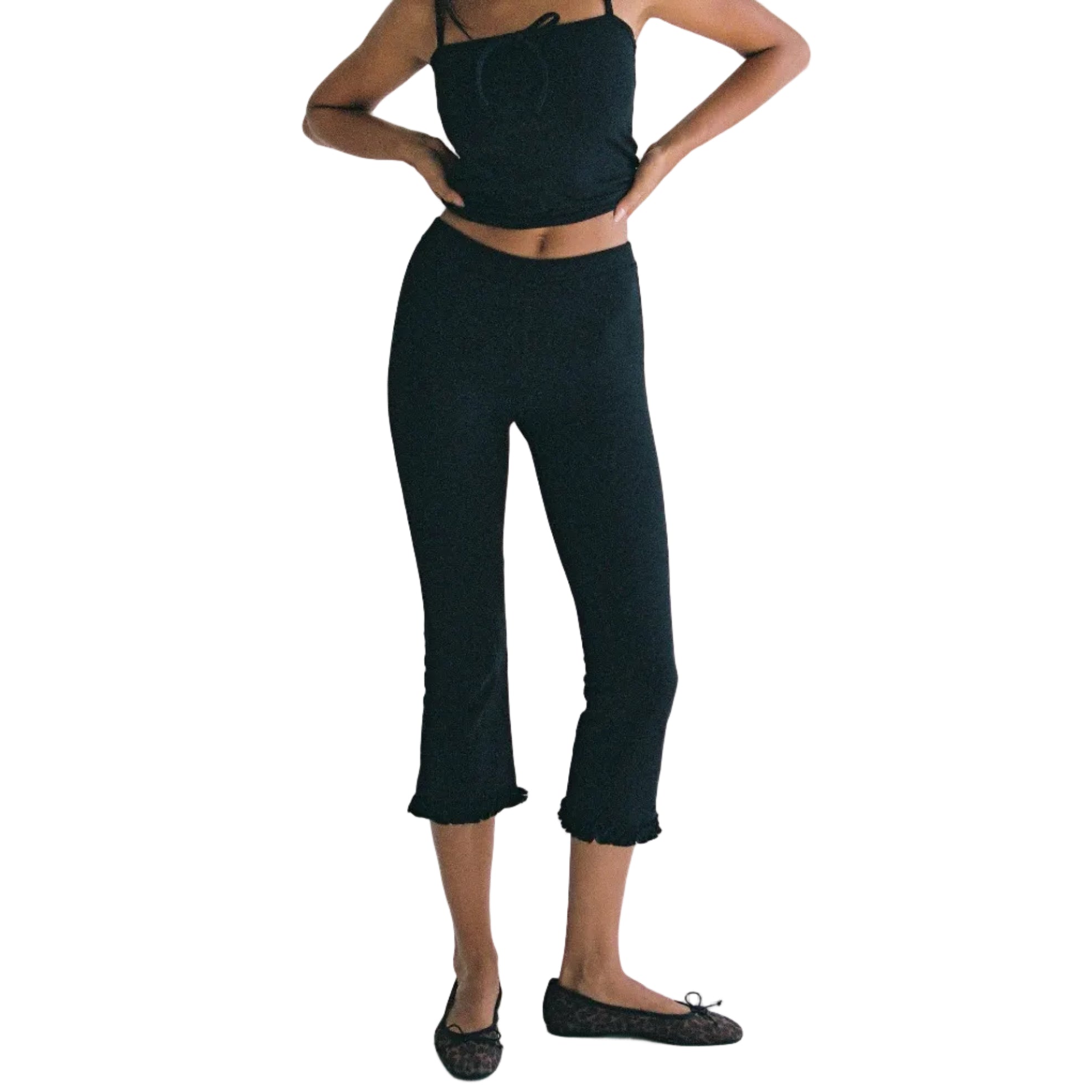 RUFFLE CAPRI IN ONYX