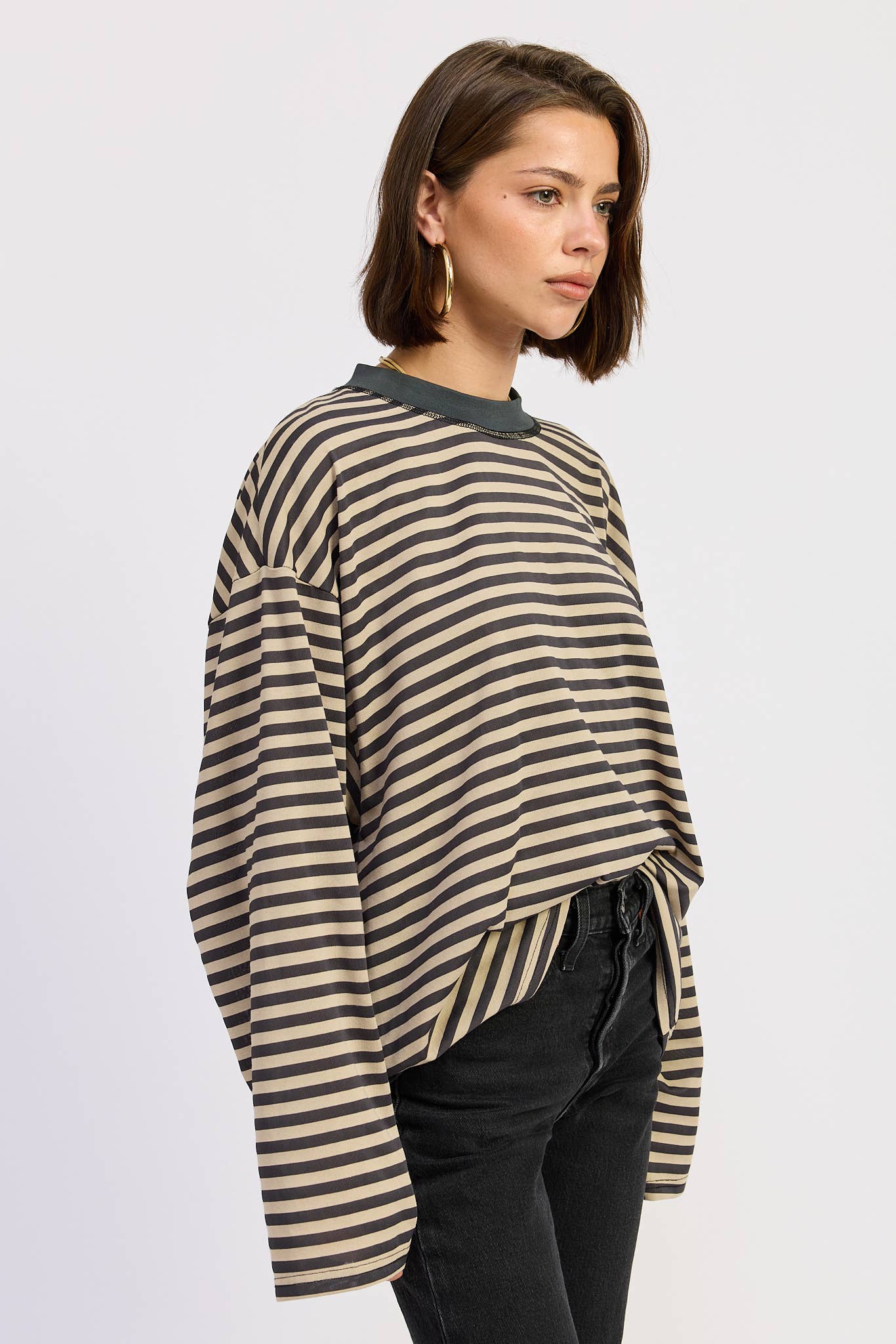 OVERSIZED STRIPED BASIC TOP
