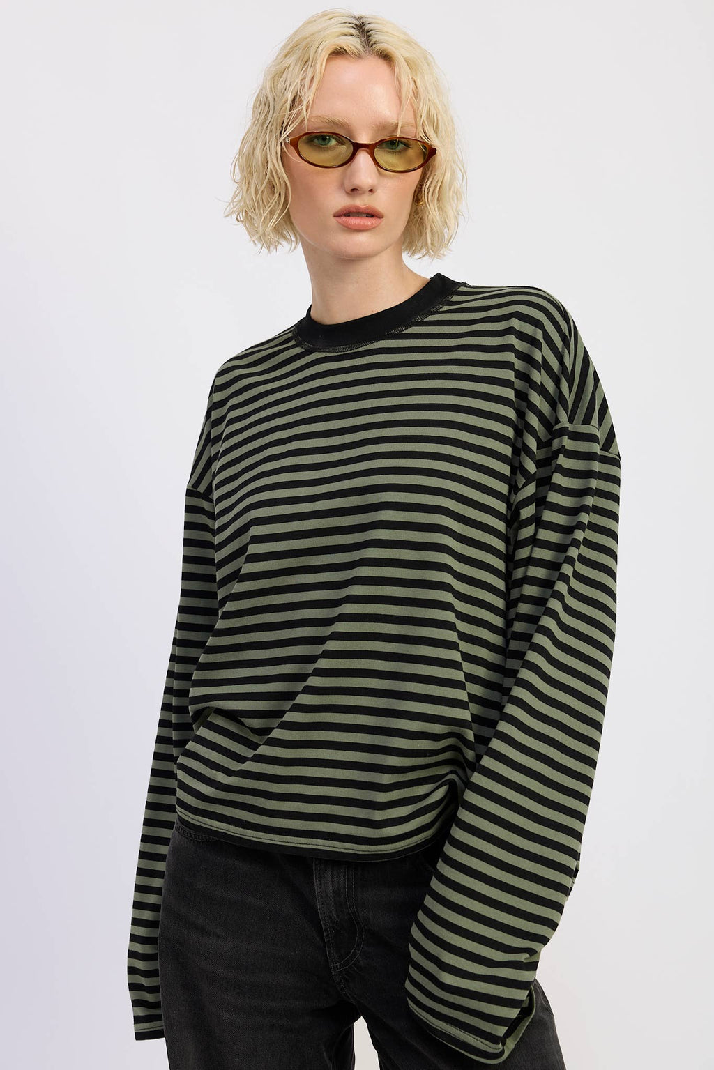 OVERSIZED STRIPED BASIC TOP