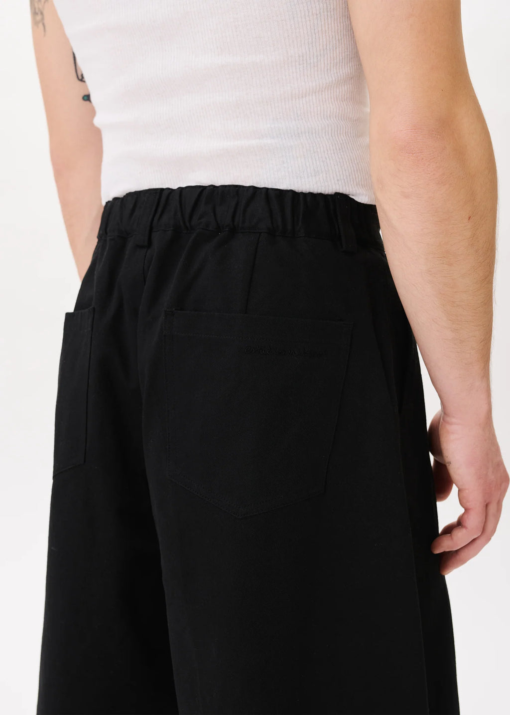 Pintuck Wide Shorts - Black