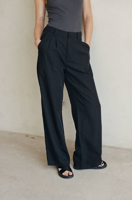 AR1103 | Woven Tencel Linen High Rise Wide Leg Trousers