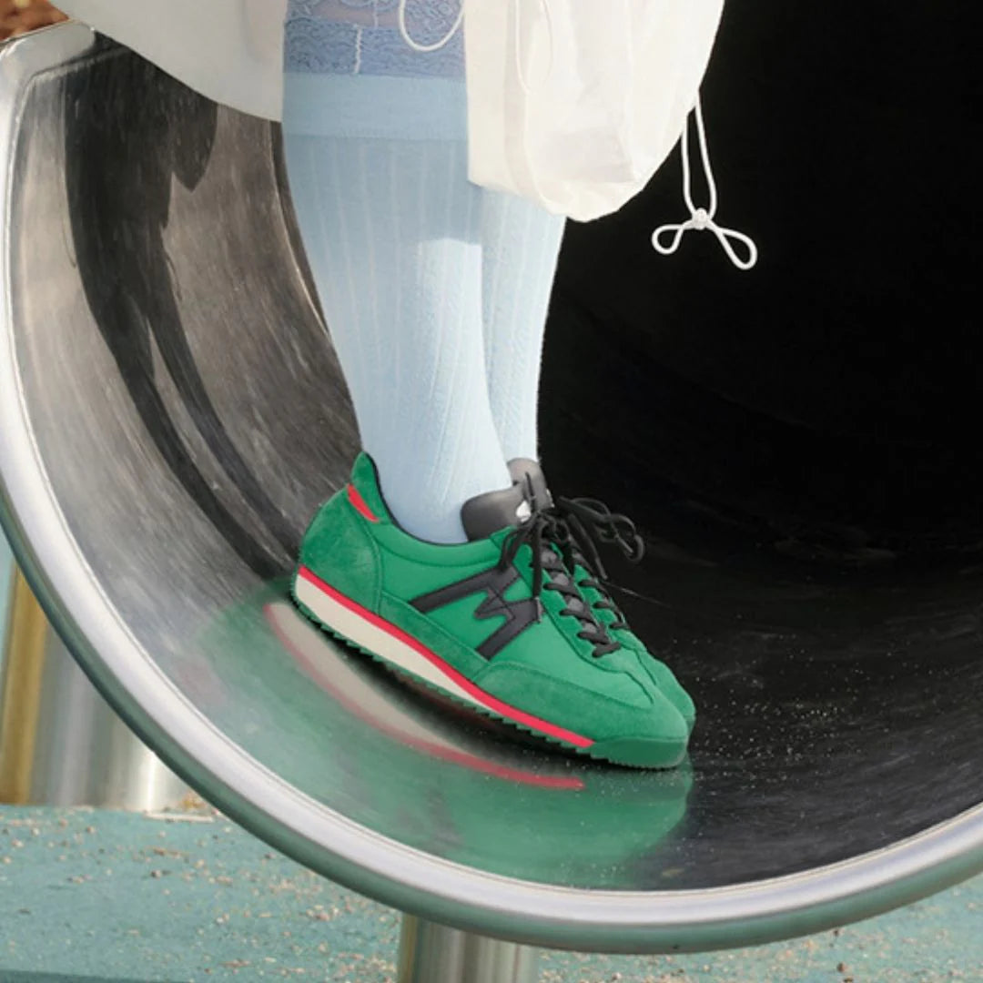 Mestari 76 Green Bee / Jet Black