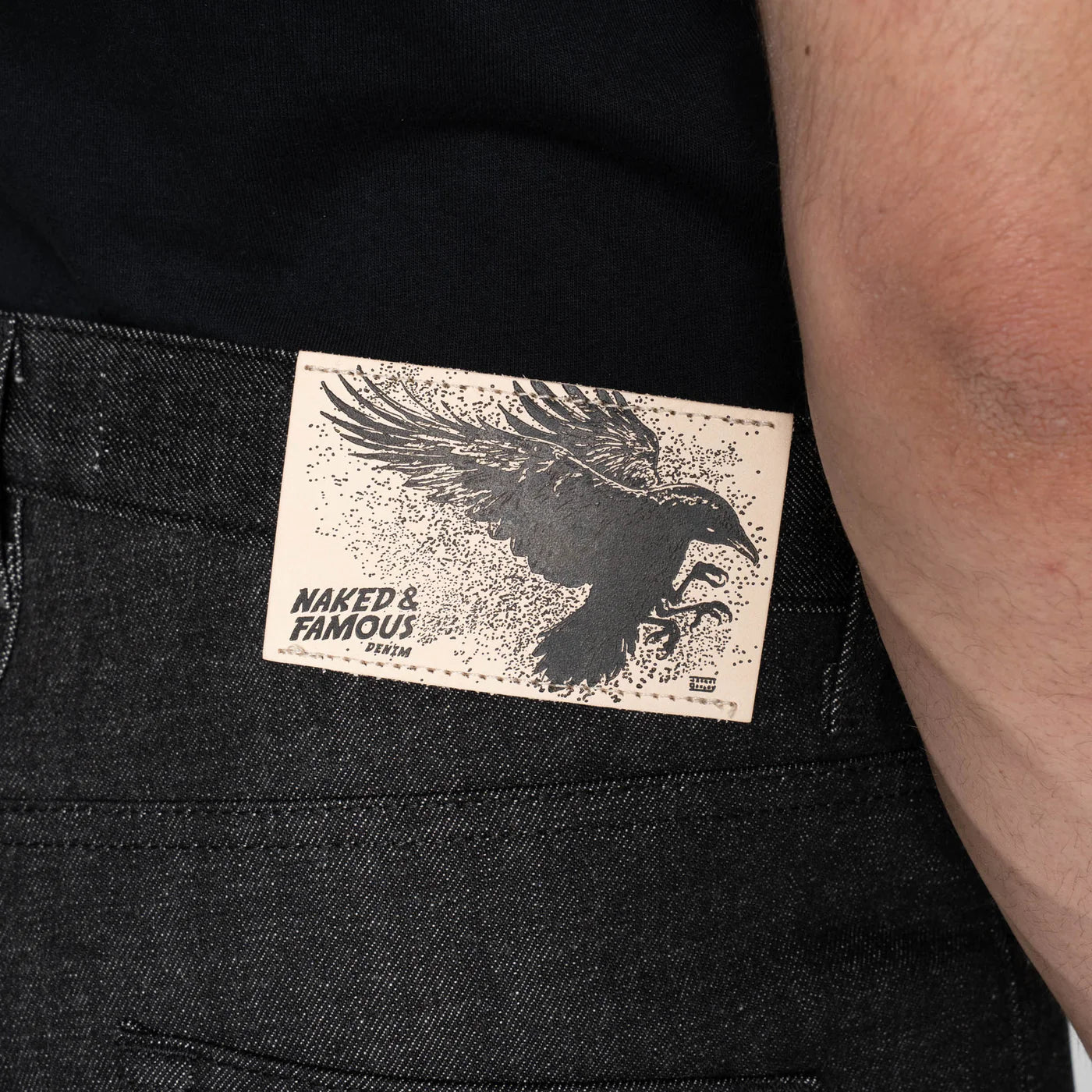 STRONG GUY - YATAGARASU SELVEDGE - BLACK