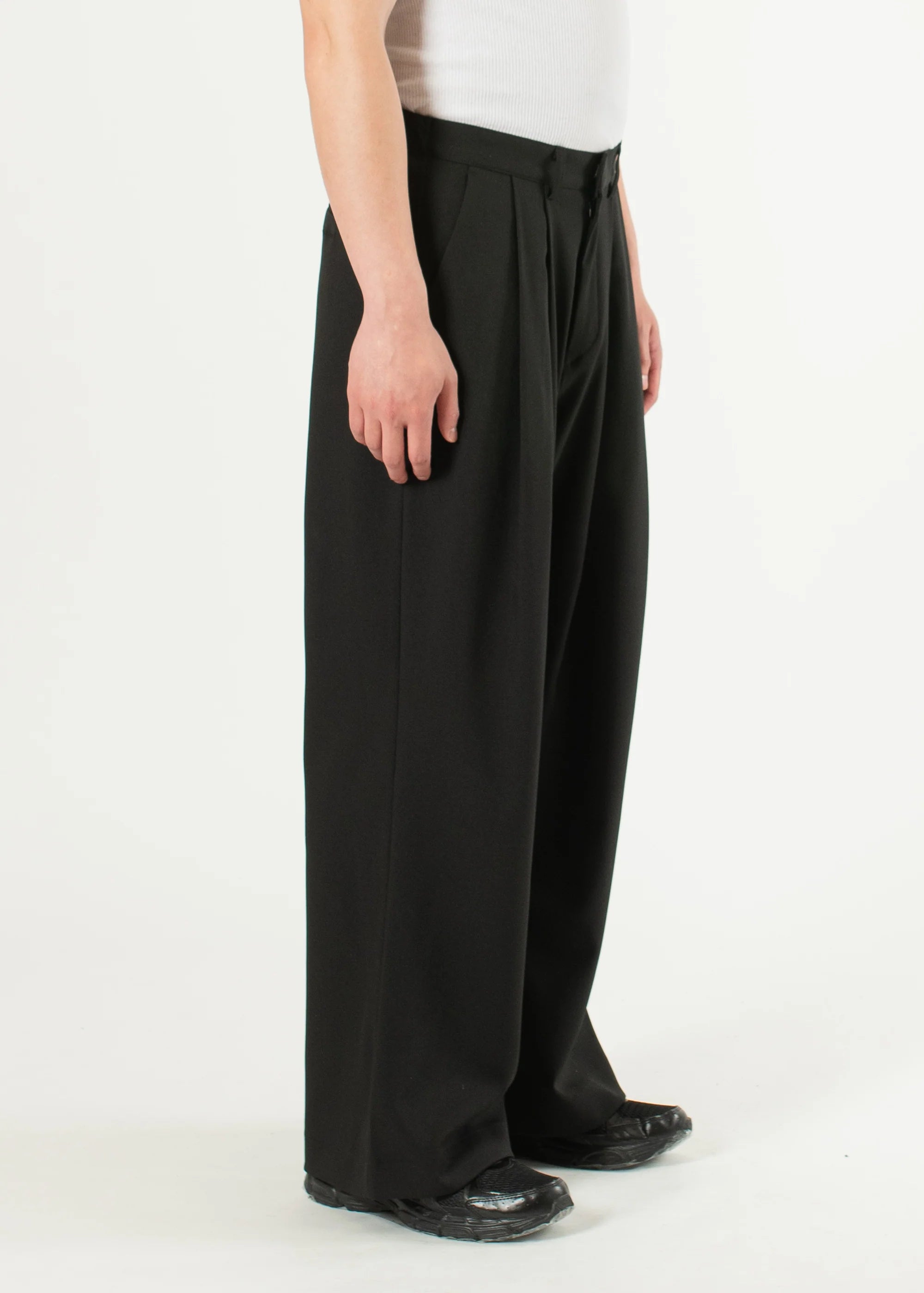 Pintuck Maxi Trousers - Black