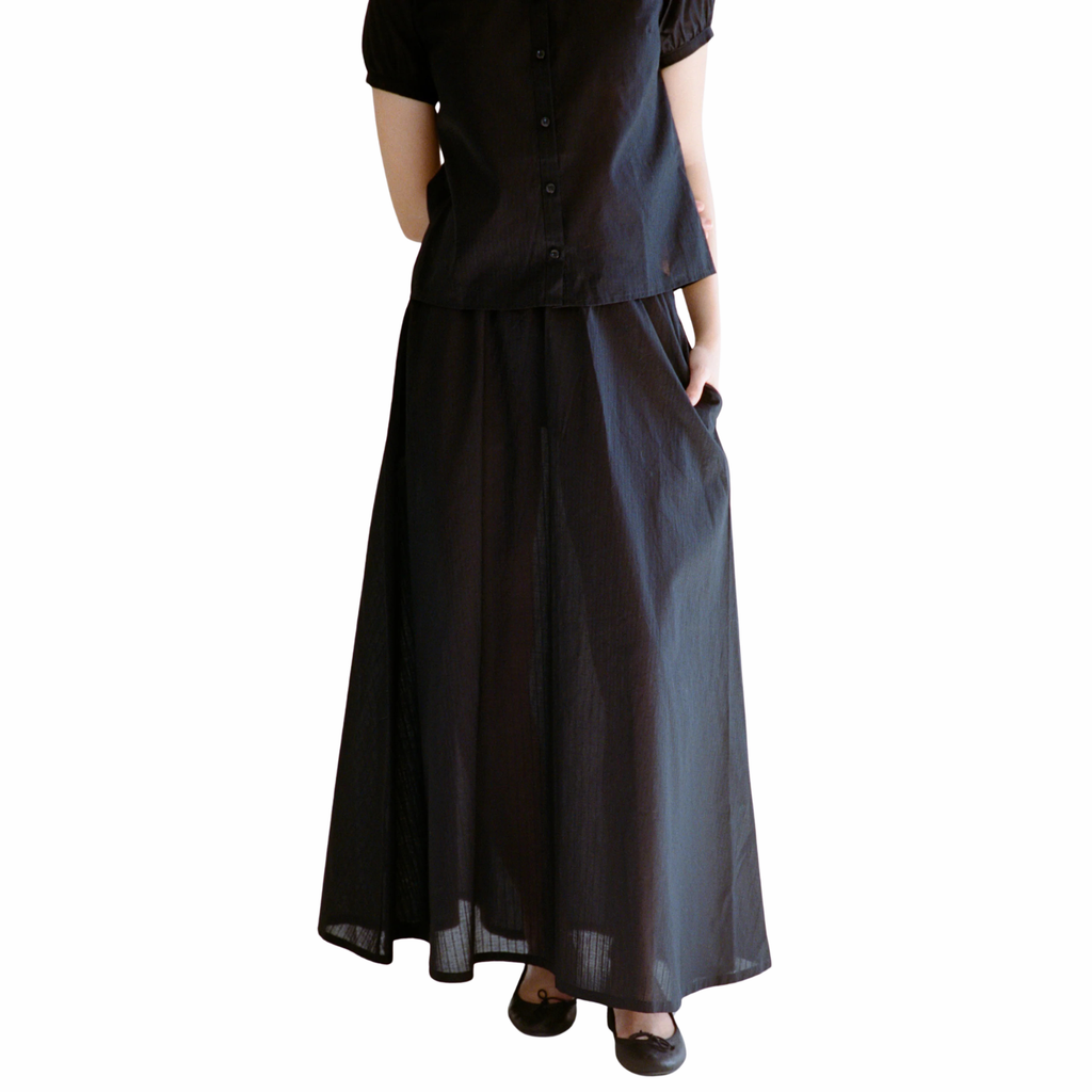 DREAM SKIRT IN ONYX DOBBY