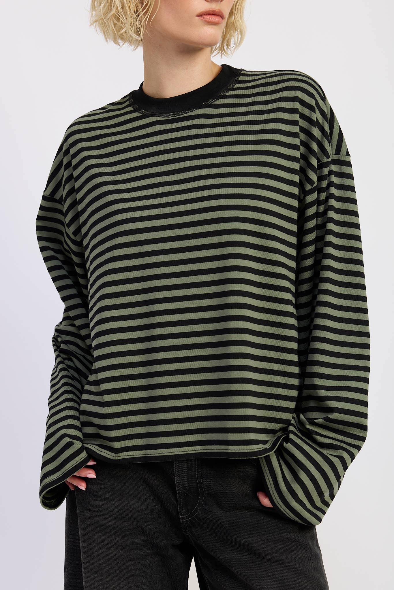 OVERSIZED STRIPED BASIC TOP