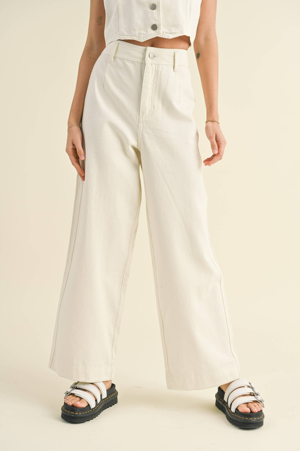 P2963ST  WASHED DENIM CROP PANTS