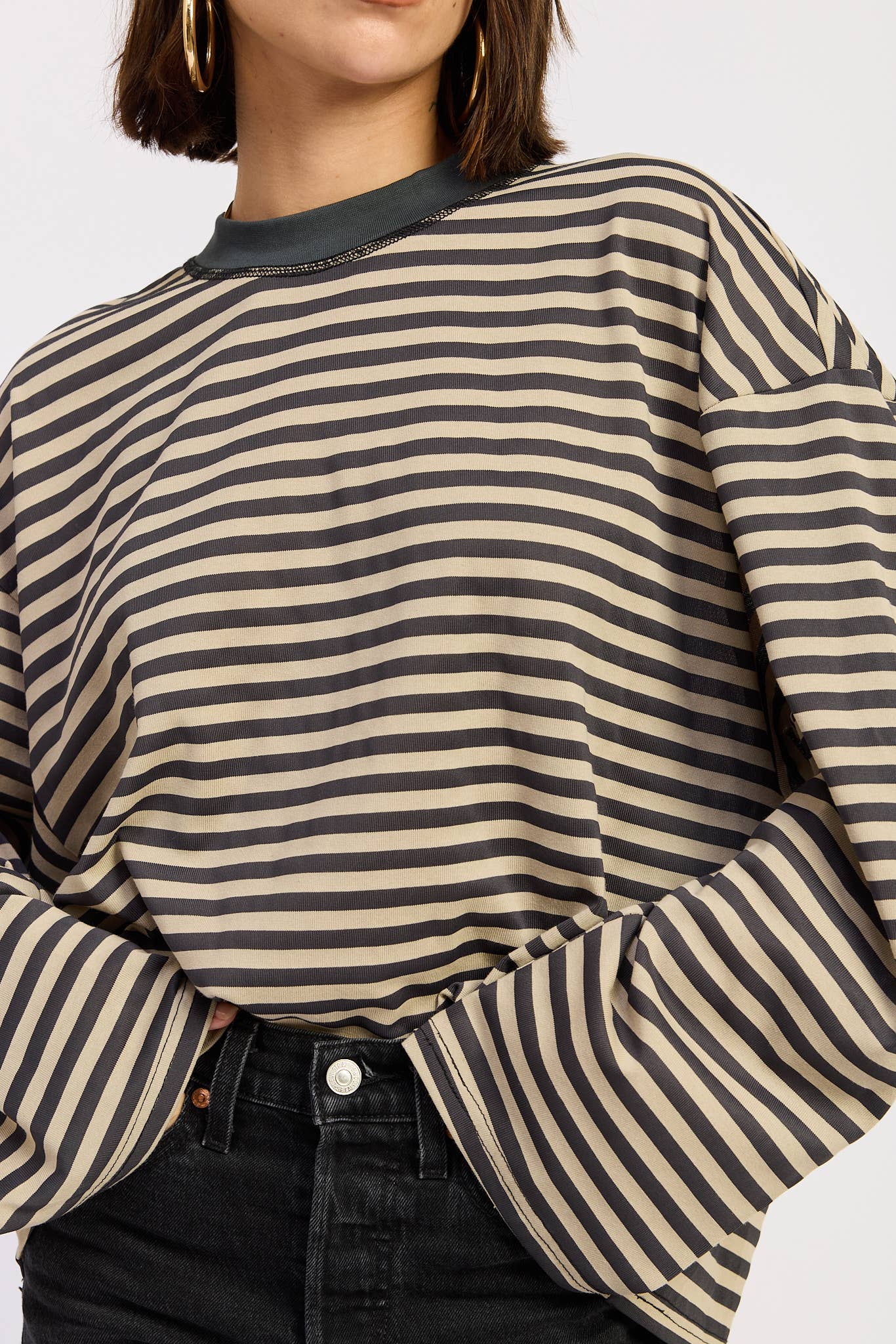 OVERSIZED STRIPED BASIC TOP