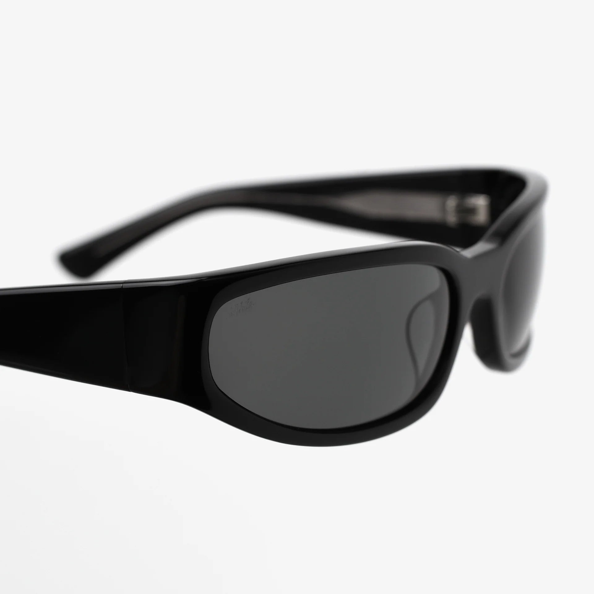 Ve i l - B l a c k / B l a c k