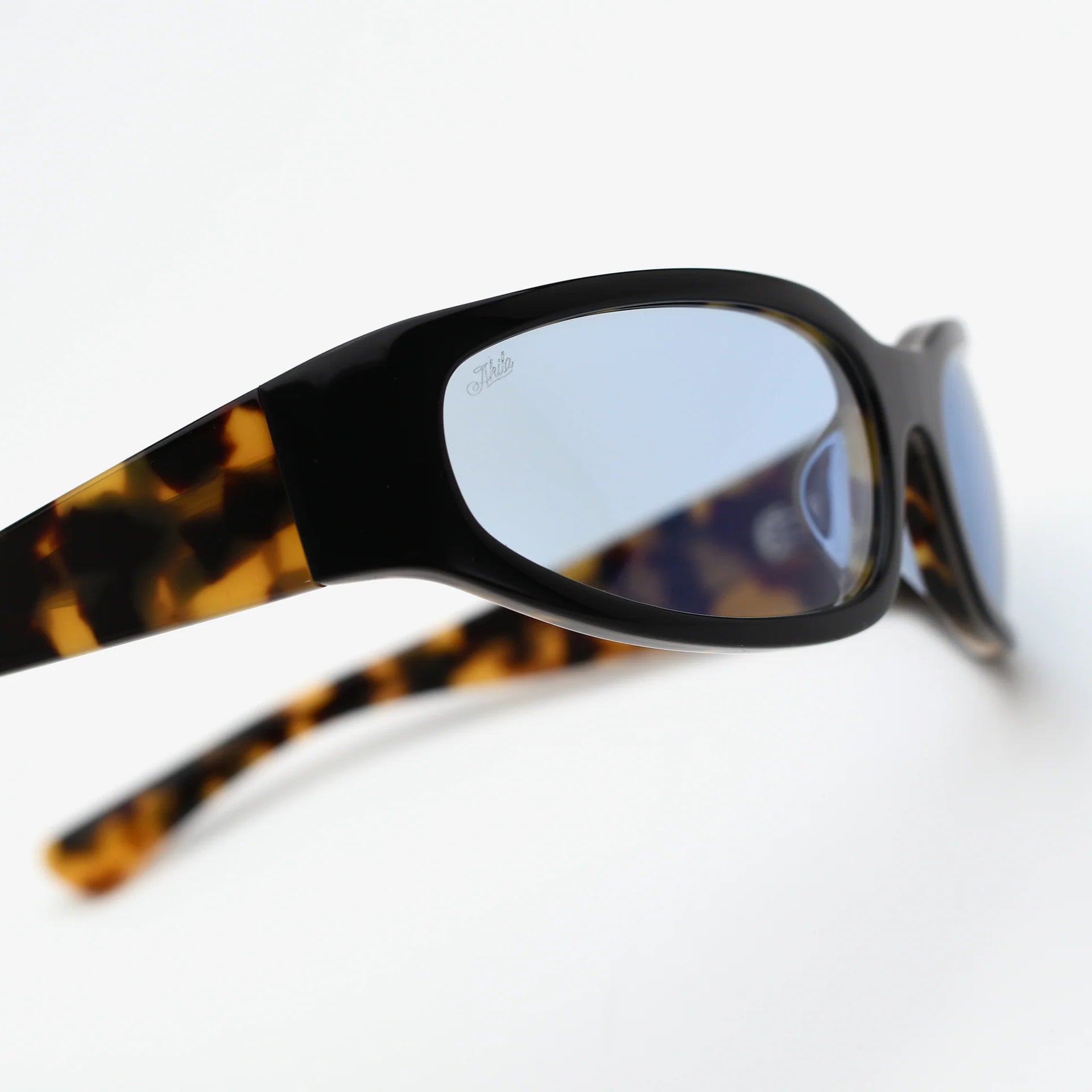 Veil - Black & Tortoise / Blue