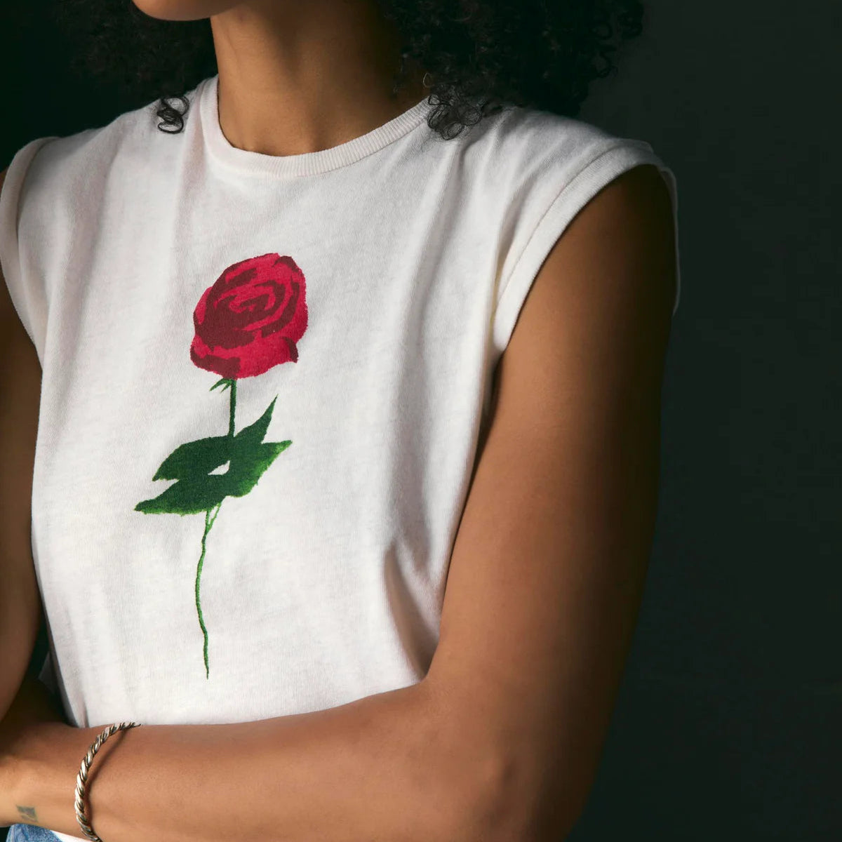 the "rose" muscle tee